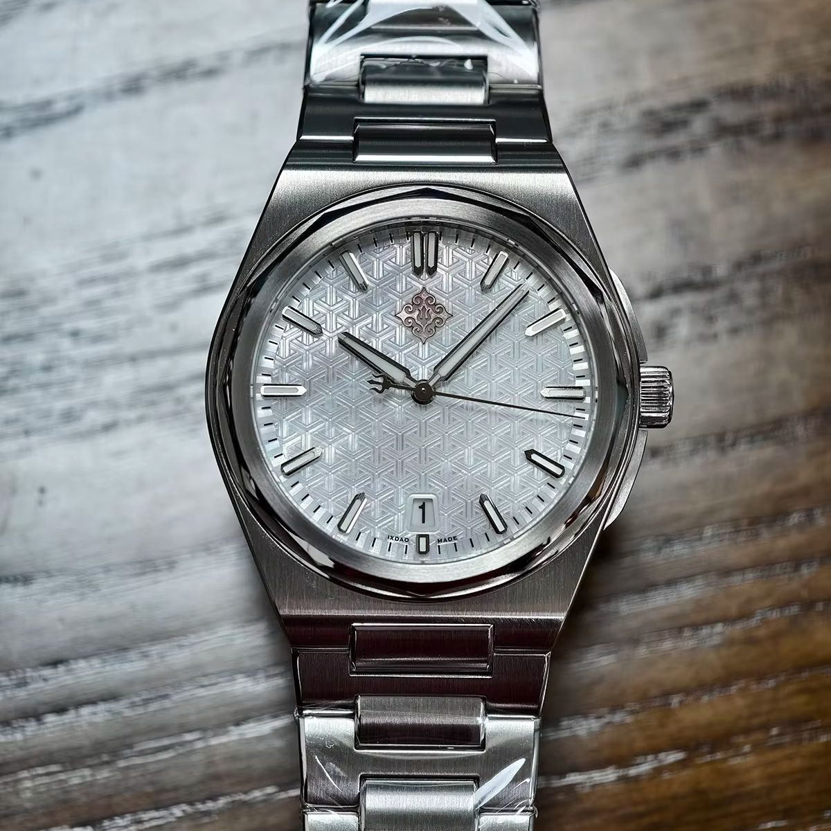 IX&DAO 2026 New Warrior 37mm M - đánh giá và giá Seiko Watch Presage